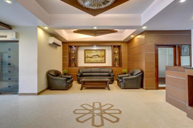 Hotel Bluestone กาเซียบัด ภายนอก รูปภาพ